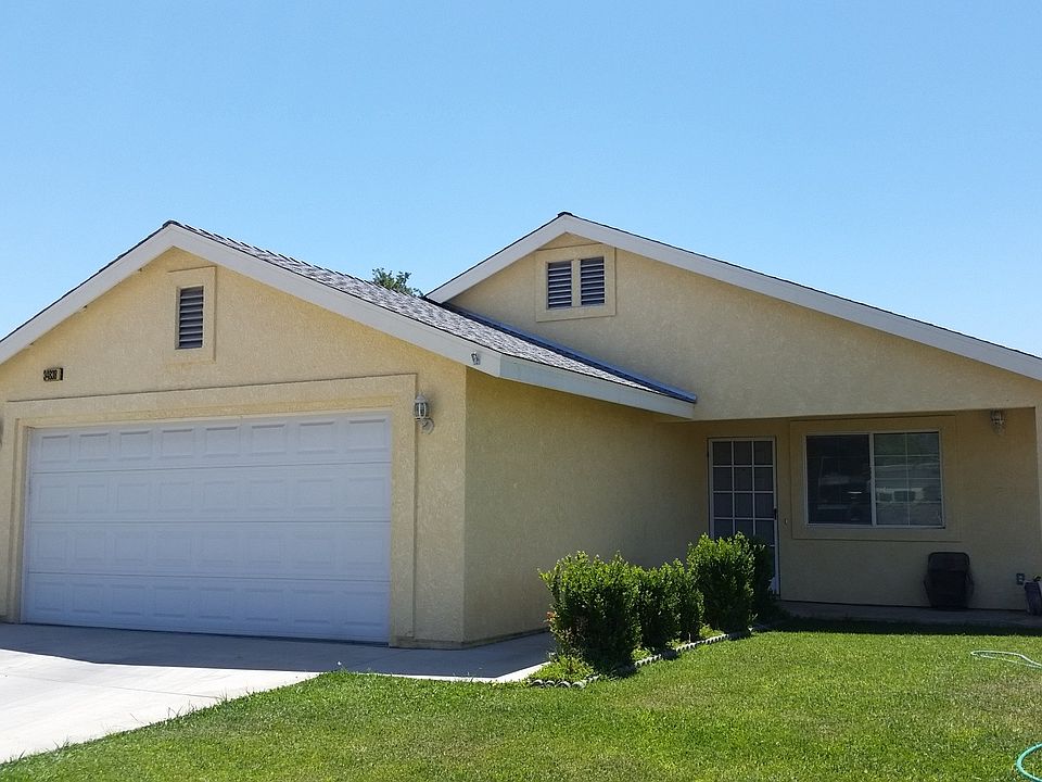 2nd image of 34838 Iris Ln