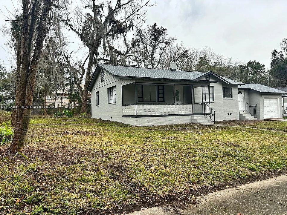 1st image of 434 SW 2nd St