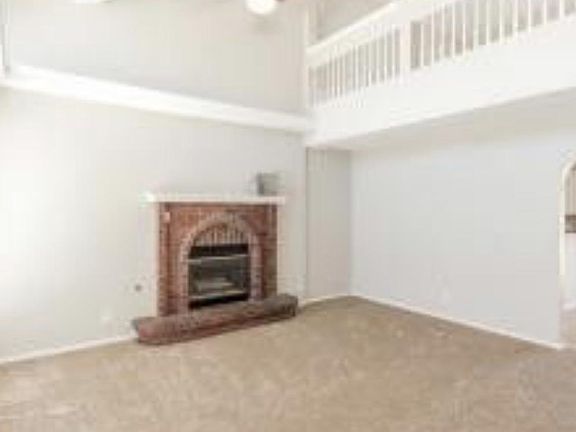 4th image of 1393 John Phelan Dr