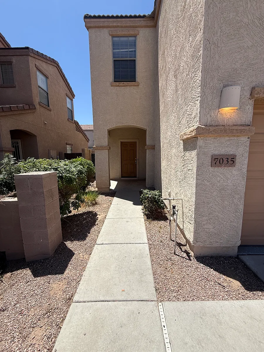 Building Photo - 7035 W McMahon Way