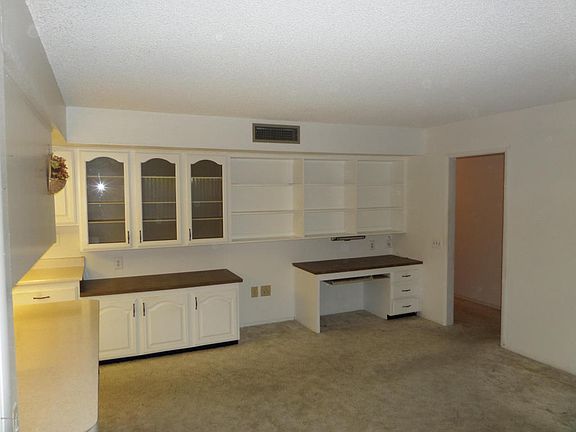 5th image of 10502 W Willowcreek Cir