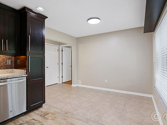 5th image of 6180 Skylarkcrest Dr