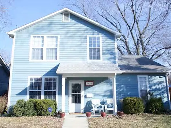 1022 New York St, Lawrence, KS 66044