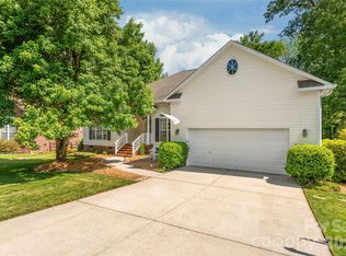 11811 Crossroads Pl, Concord, NC 28025