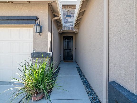 4th image of 3905 E Harter Ct