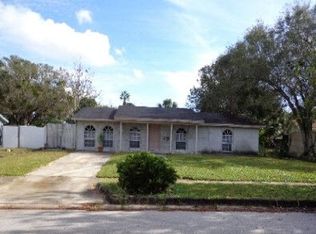 7921 Woodglen Cir, Tampa, FL 33615