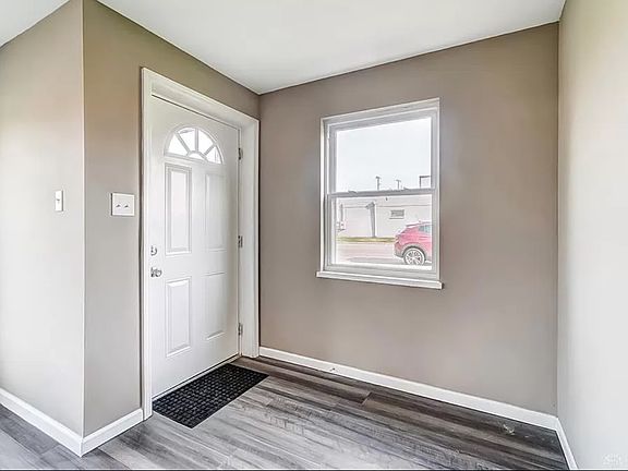 2nd image of 3800 Fulton Ave