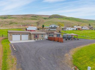 1306 4th St, Asotin, WA 99402