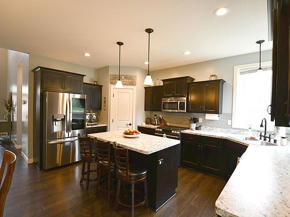 3rd image of 3054 224th St W