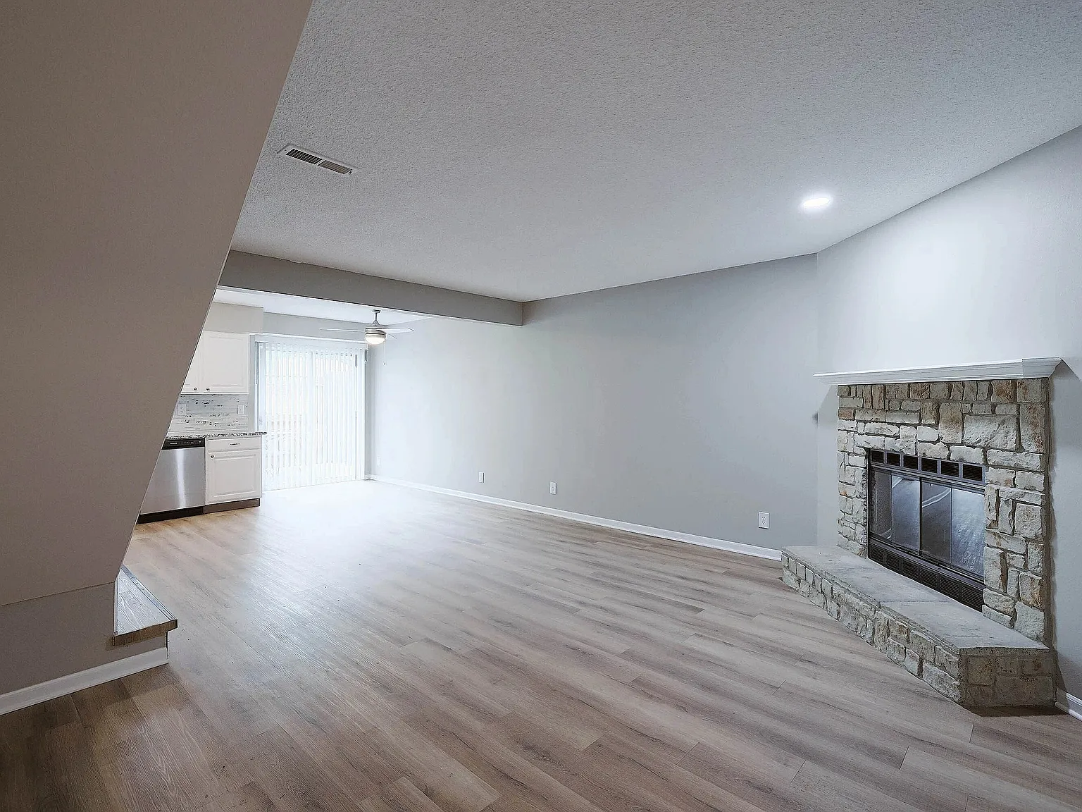 Chestnut Heights Townhomes — Photo 4