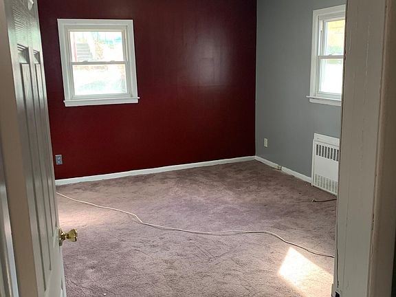 4th image of 8420 Liberty Ave #2