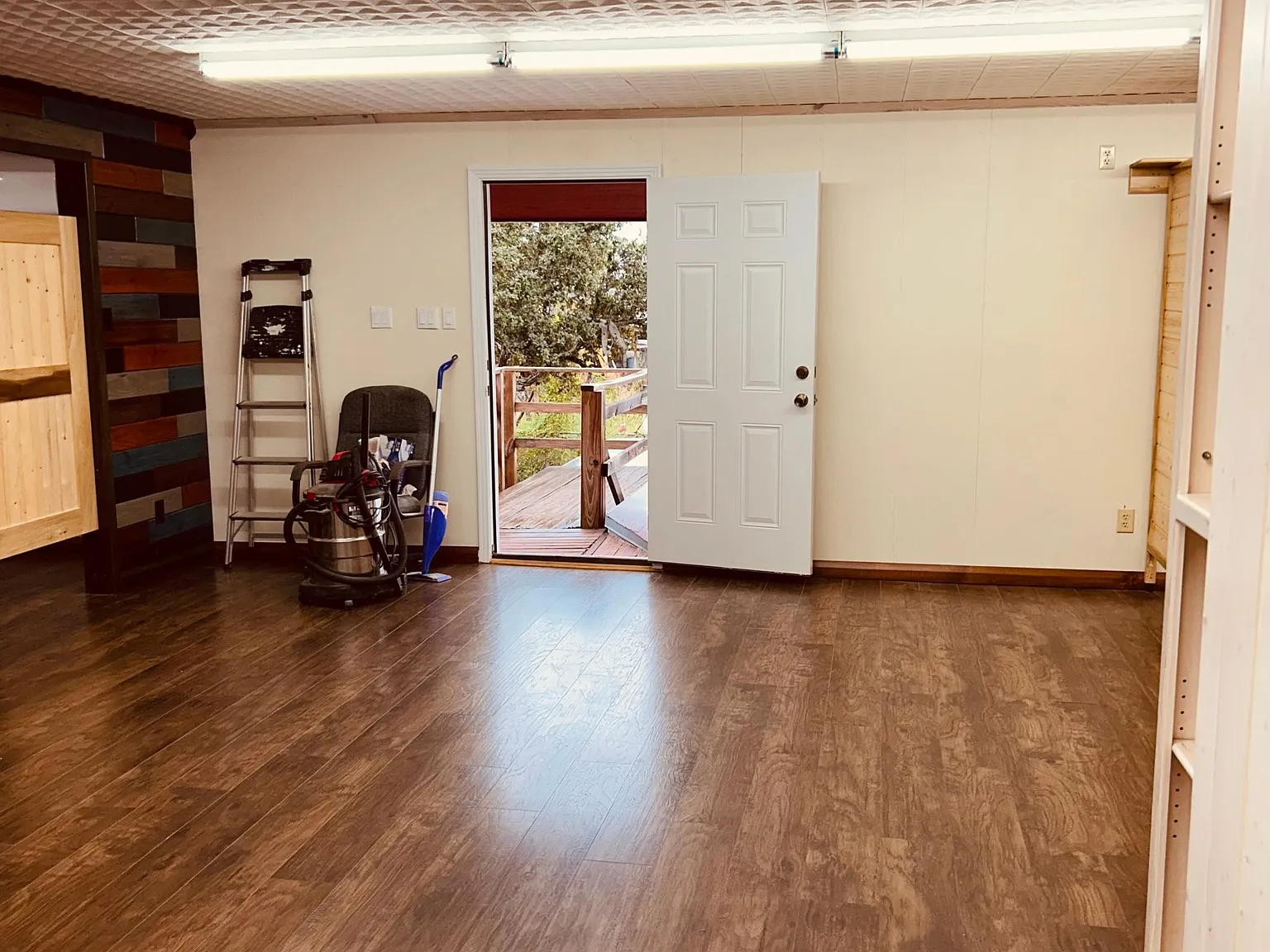 2 bed, 1000 sqft, $1,700 — Photo 3
