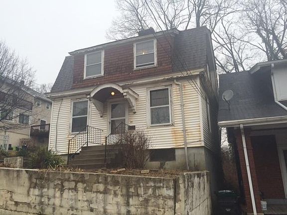 2nd image of 270 Gilman Ave