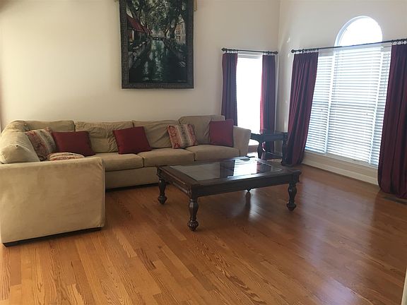 3rd image of 1630 Woodhaven Ct