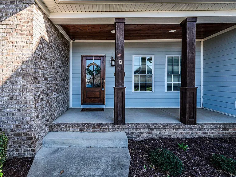 730 Bennington Park Dr — Photo 3