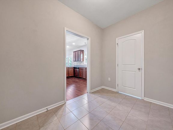 5th image of 2934 Adam Dr