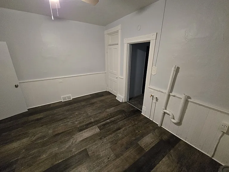1229 Success St #1 — Photo 16