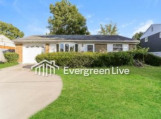 1818 Newfield Rd, Columbus, OH 43209