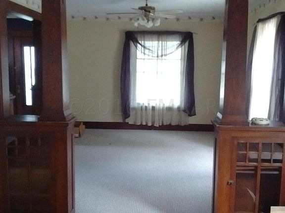 4th image of 606 Harris St