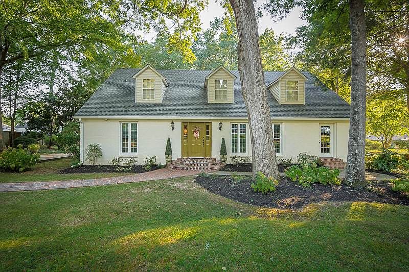 1st image of 78 Woodhaven Dr