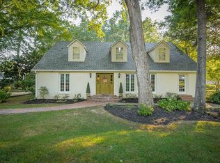 78 Woodhaven Dr, Jackson, TN 38301