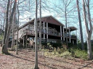 9390 Raldon Rd, Gainesville, GA 30506