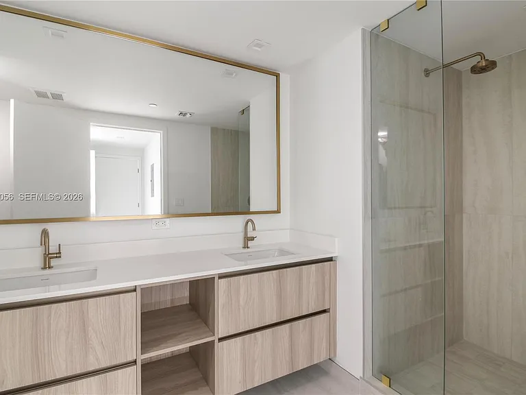 77 SE 5th St #4208 — Photo 25