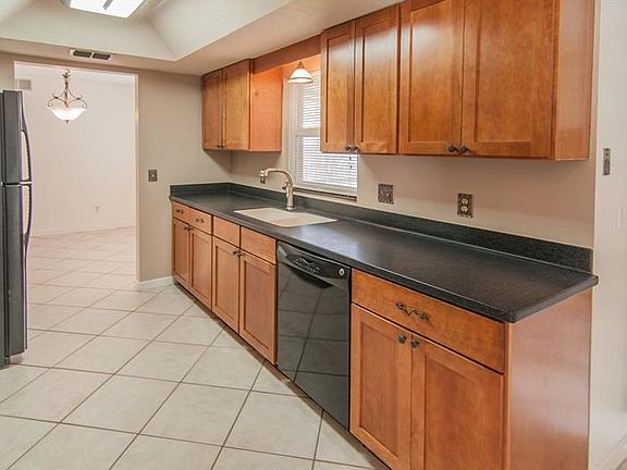 5th image of 8617 Peppercorn Dr