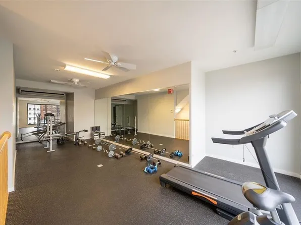 1209 Summit Avenue image 17 of 21