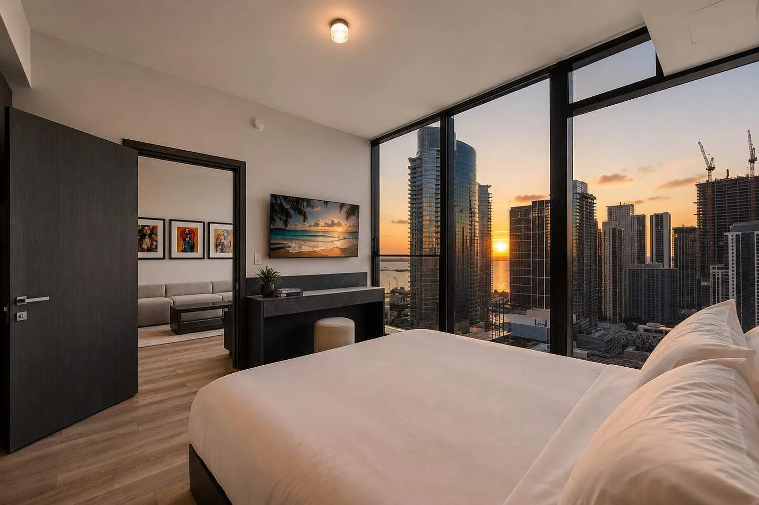 1 bed, 1.0 bath, 796 sqft, $7,221 — Photo 3