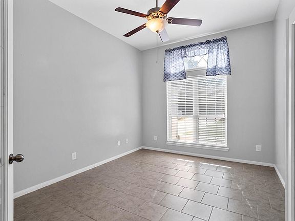 5th image of 12126 Walden Rd