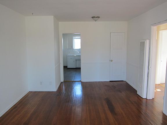 5th image of 11537 W Washington Blvd