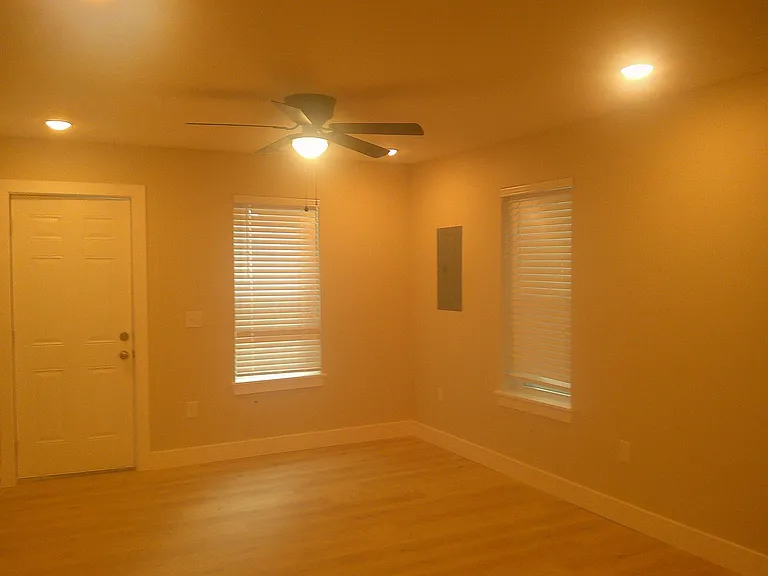 1 Smarr Ct — Photo 5
