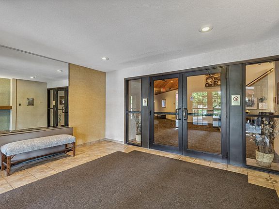 5th image of 2485 Canabury Dr #114