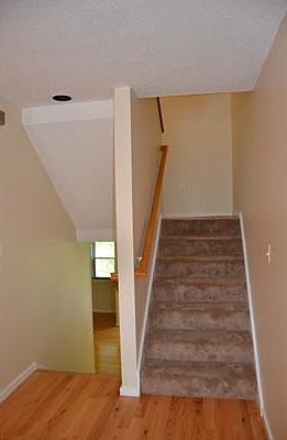 2nd image of 5 Dewey Dr #5B