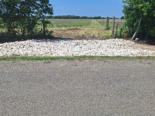 351 County Road 224, Florence, TX 76527