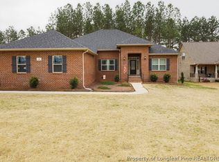168 Lakeshore Dr, Benson, NC 27504