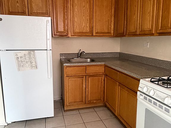 2nd image of 185-01 Hillside Ave #2J