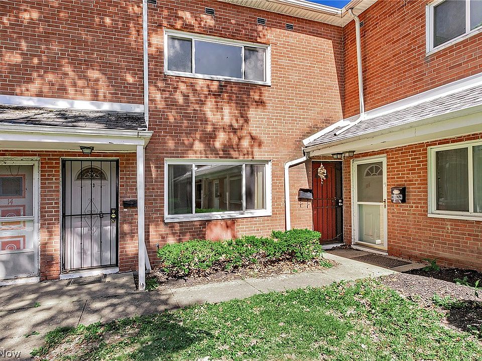 1st image of 23673 Banbury Cir APT 13