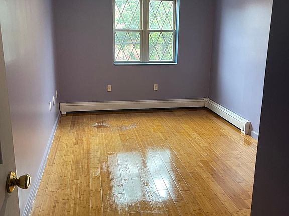 2nd image of 3019 Barker Ave Floor 2