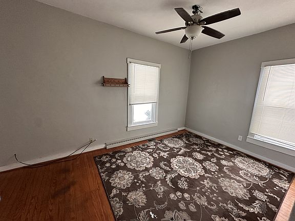 5th image of 727 N Brandon Ave