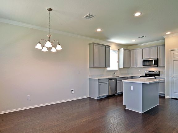 2nd image of 2305 Bernese Ln