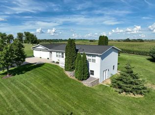 509 Bennett Rd, Dodgeville, WI 53533