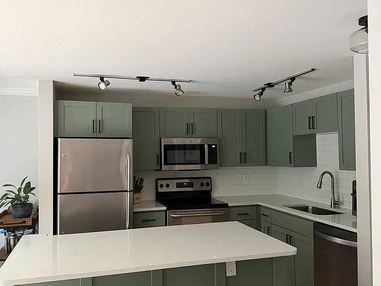3661 Phinney Ave N #209 — Photo 5
