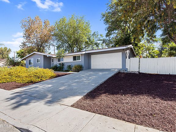 2nd image of 807 E Avenida De Los Arboles