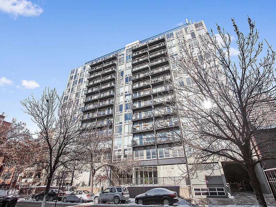 1st image of 450 W Briar Pl APT 8A
