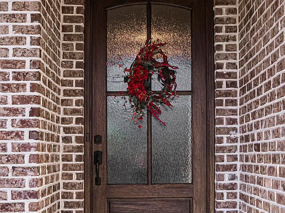 2nd image of 53 Fox Hunt Ln