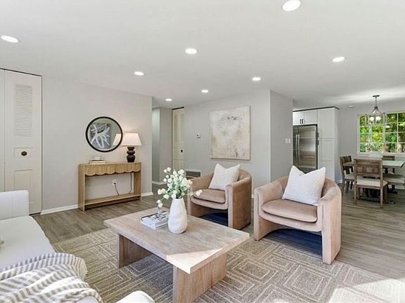 5th image of 4797 Trail Rd N