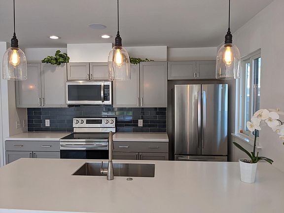 Kitchen Appliances and Counter