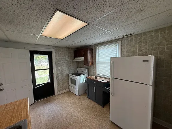 2403 N Fares Ave, Evansville, IN 47711